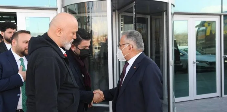 BAŞKAN BÜYÜKKILIÇ’TAN KAYSERİSPOR’A MORAL ZİYARETİ