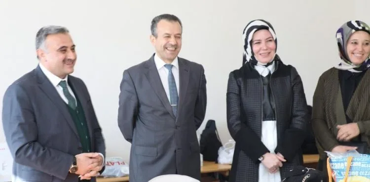 Kursiyerlerden Başkan Cabbar’a teşekkür