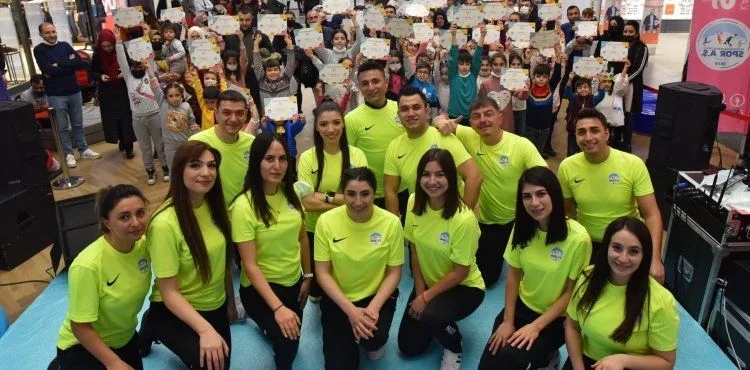 BÜYÜKŞEHİR’İN ‘DOĞASINDA HAREKET VAR’ ETKİNLİĞİNE MİNİKLERDEN YOĞUN İLGİ