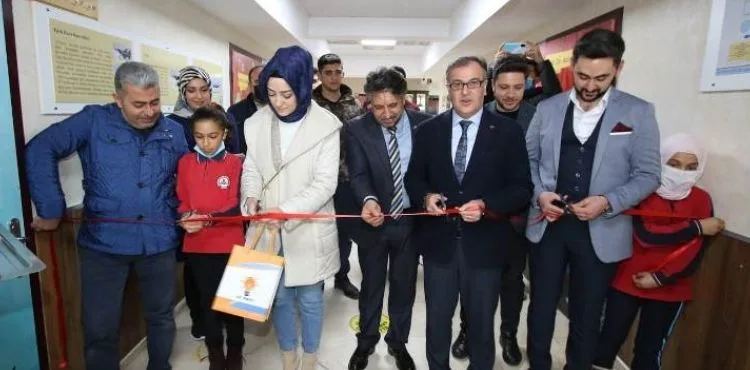 ÖZDOĞAN “KİTAP OKUYARAK GELECEĞE SAĞLAM ADIMLAR ATMALIYIZ”