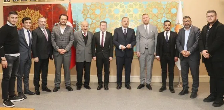 KAYSERİ YOZGATLILAR FEDERASYONU’NDAN AK PARTİ YEREL YÖNETİMLER BAŞKANI ÖZHASEKİ’YE ZİYARET