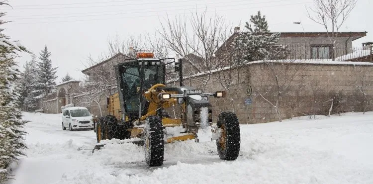 MART KAPIDAN BAKTIRDI TALAS ÇALIŞMAYI HIZLANDIRDI