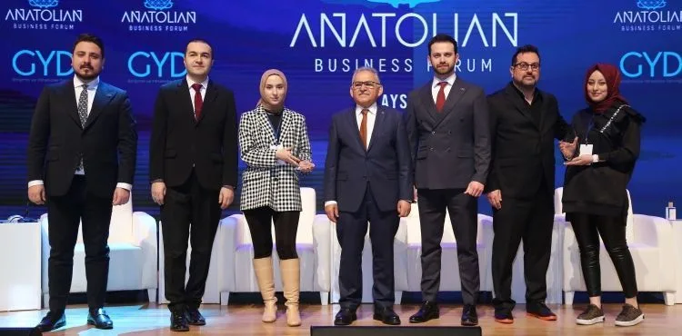 BAŞKAN BÜYÜKKILIÇ, AKILLI ŞEHİR KAYSERİ’Yİ ANLATTI