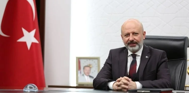 BAŞKAN ÇOLAKBAYRAKDAR’DAN BERAT KANDİLİ MESAJI