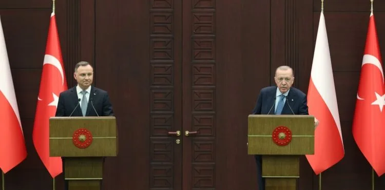 Cumhurbaşkanı Erdoğan: "Savaşın sona erdirilmesi için diplomatik çabalar hızlanmalı"