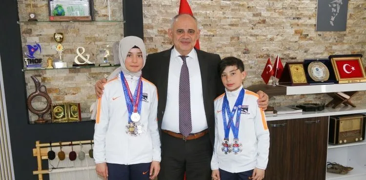 BAŞKAN ÖZTÜRK; “SPORUN VE SPORCUNUN HER ZAMAN YANINDAYIZ”