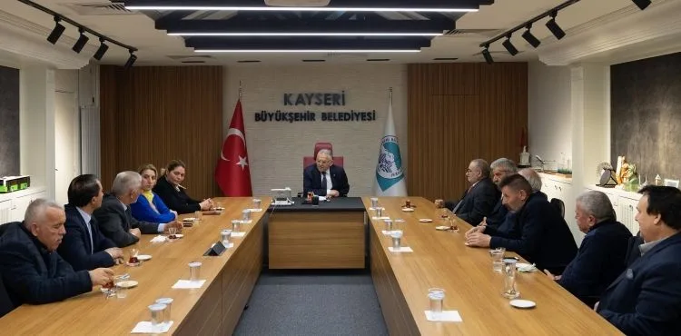 BAŞKAN BÜYÜKKILIÇ’A MUHTARLARDAN TEŞEKKÜR ZİYARETLERİ SÜRÜYOR
