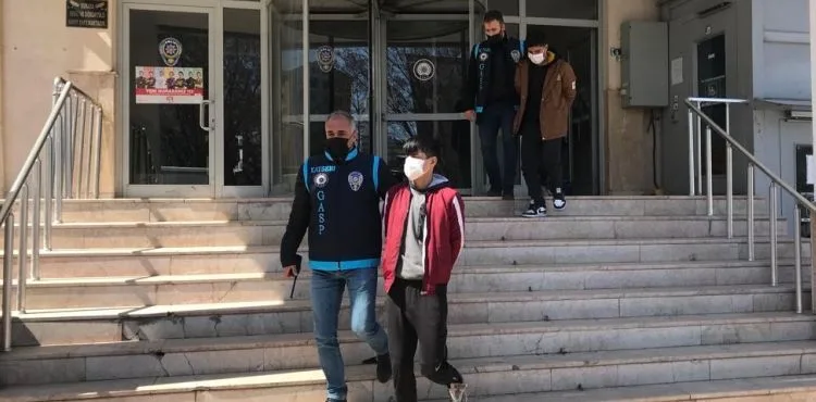 Yaralama ve gasp suçlarından gözaltına alınan 6 şüpheli tutuklandı