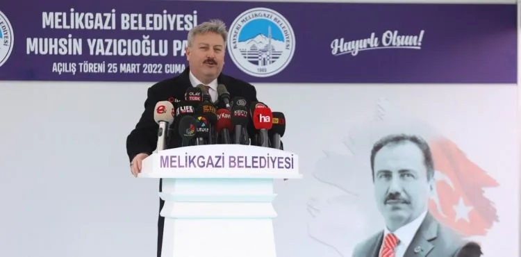 Başkan Dr. Palancıoğlu: “ Muhsin Yazıcıoğlu parkı ile bir fikir ve dava sahibinin ismini tarihe nakşettik”