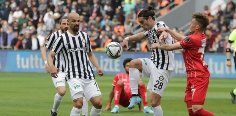 Süper Lig'de ateş hattı netleşiyor