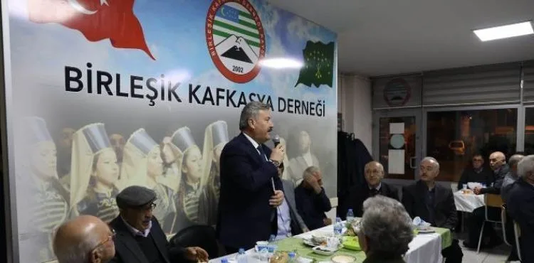 BAŞKAN PALANCIOĞLU, BİRLEŞİK KAFKASYA DERNEĞİ'NİN İFTARINA KATILDI