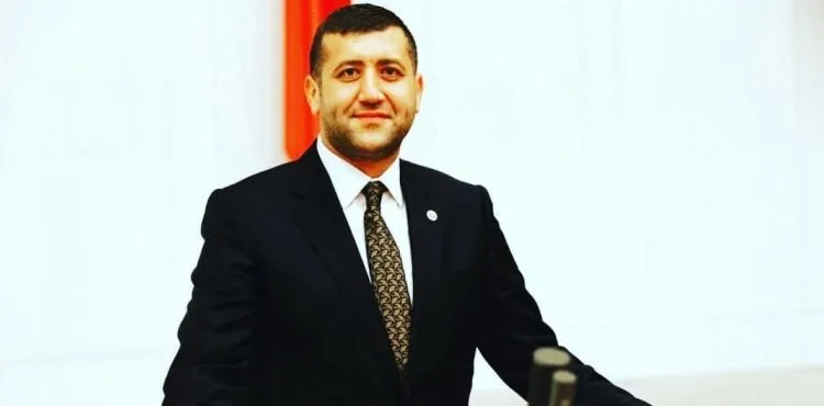 SON DAKİKA… Baki Ersoy MHP’den istifa etti