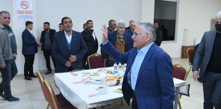 BAŞKAN BÜYÜKKILIÇ, BU SEFER YEŞİLHİSARLILAR İLE İFTAR YAPTI