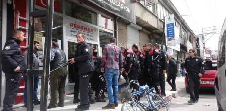 Nakliyeciler birbirine girdi: 1 yaralı