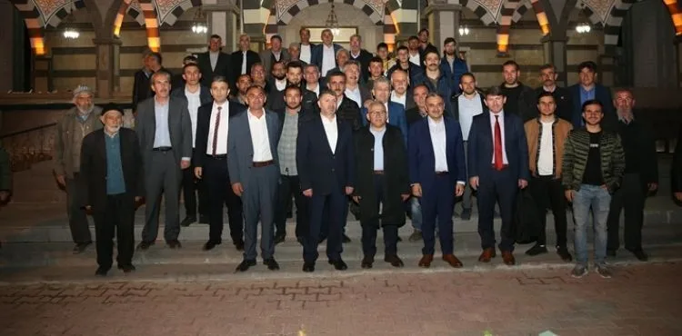 BAŞKAN BÜYÜKKILIÇ, DEVELİ’DE ‘VEFA İFTARI’NA KATILDI