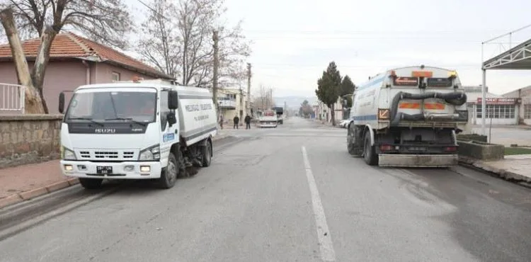 MELİKGAZİ, SANAYİ SİTELERİNİ BAŞTAN SONA TEMİZLEDİ