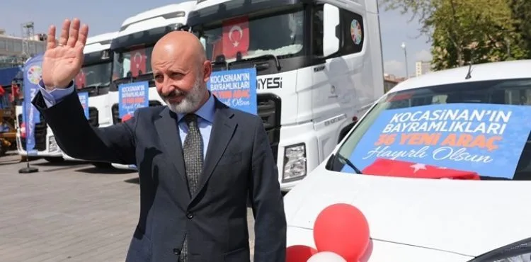 KOCASİNAN, 46 MİLYON 500 BİN TL’YE ALINAN 36 YENİ ARACI TANITTI