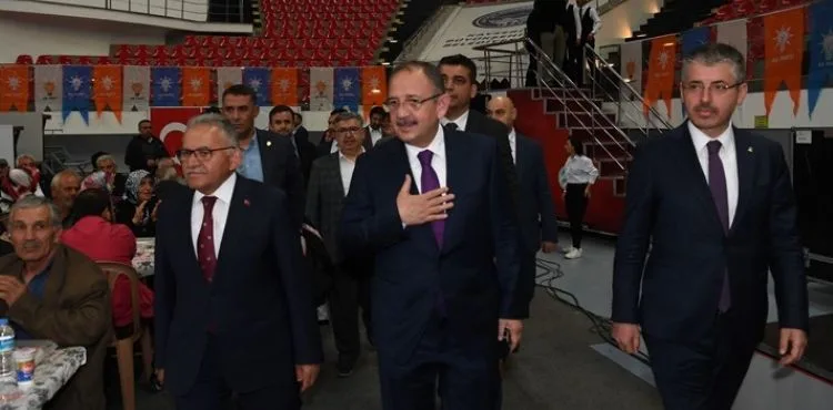 BÜYÜKKILIÇ, AK PARTİ KAYSERİ İL BAŞKANLIĞI TEŞKİLAT İFTARINDA PARTİLİLERLE BAYRAMLAŞTI