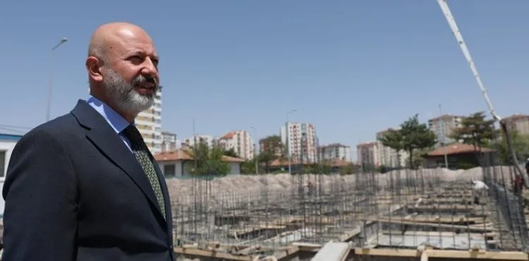 KOCASİNAN, YUNUSEMRE’DE AİLE SAĞLIK MERKEZİ’NİN TEMELİNİ ATTI