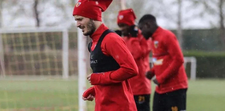 Kayserispor’da, yağmur altında Gaziantep FK mesaisi