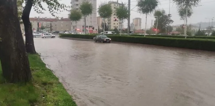 İtfaiye 48 su baskınına müdahale etti