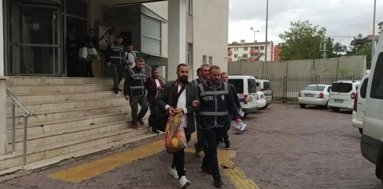 Aranan şahıslara operasyon: 16 gözaltı