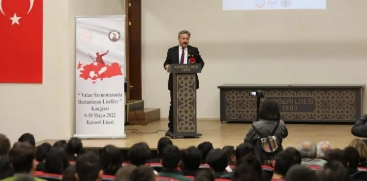 BAŞKAN PALANCIOĞLU, VATAN SAVUNMASINDA DESTANLAŞAN LİSELER KONGRESİ’NE KATILDI