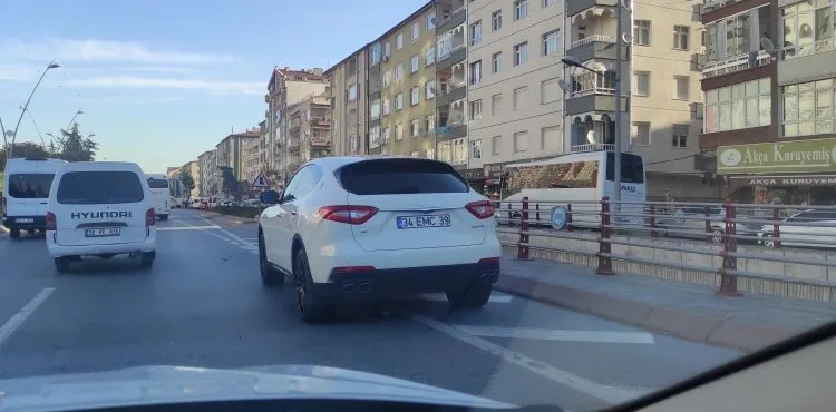Kayseri'de otomobil yayaya çarptı