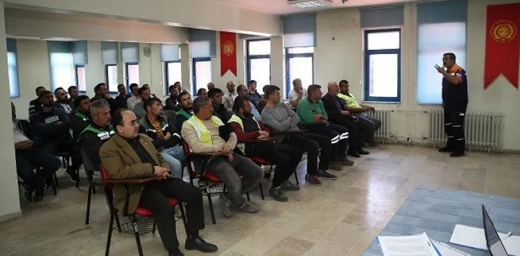 BÜYÜKŞEHİR PERSONELİNE “YEREL DESTEK EKİPLERİ” EĞİTİMİ