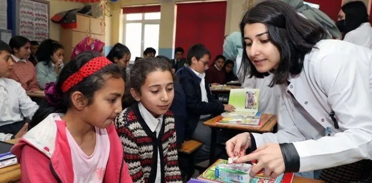 TALAS KIRSALINDAKİ ÇOCUKLARA SAĞLIKLI YAŞAM EĞİTİMİ