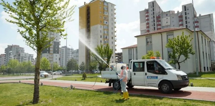 ALTINOLUK VE YENİKÖY MAHALLELERİNDE TOPLU TEMİZLİK YAPILDI