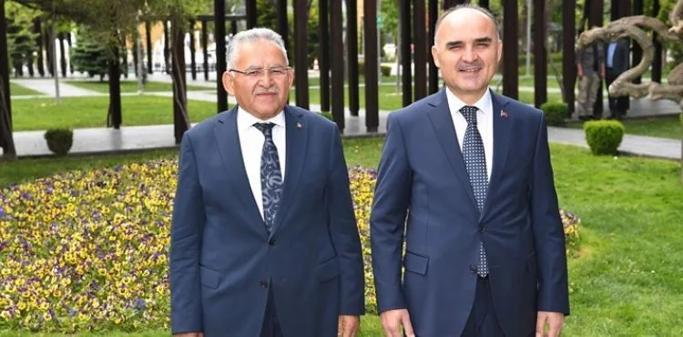 VALİ GÜNAYDIN’DAN BAŞKAN BÜYÜKKILIÇ’A “VEDA” ZİYARETİ