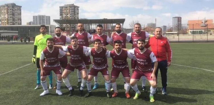 Kayseri 1. Amatör Küme B Grubu: Kıranardıspor: 2 - Yeni Esenspor: 1