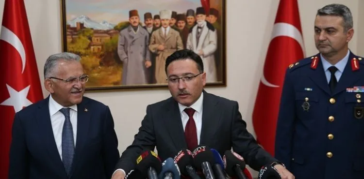 KAYSERİ VALİSİ ÇİÇEK: “BENİ MEMDUH BAŞKANIMLA KOL KOLA GÖRECEKSİNİZ”