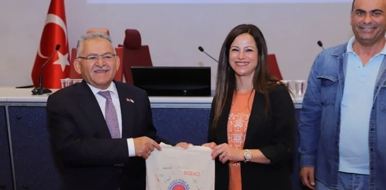 BAŞKAN BÜYÜKKILIÇ, YAVRU VATAN KIBRIS’TAN GELEN SPORCULARI AĞIRLADI