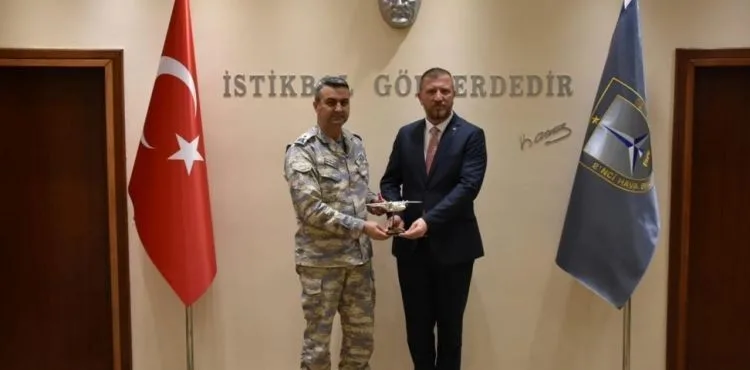 KAYSERİ YOZGATLILAR FEDERASYONU / KAYSERİ GARNİZON KOMUTANI HAVA TUĞGENERAL HALDUN TAŞAN’A ZİYARET
