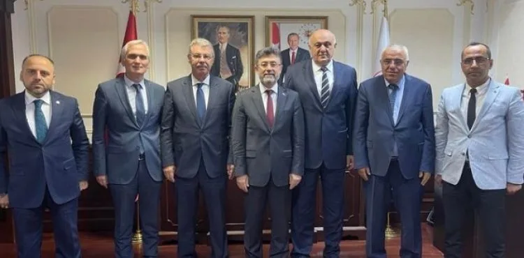 SEKTÖRÜN TEMSİLCİLERİ BAKALNLIKTA BULUŞTU