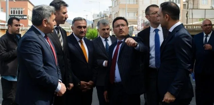 Vali Çiçek Develi'de incelemelerde bulundu