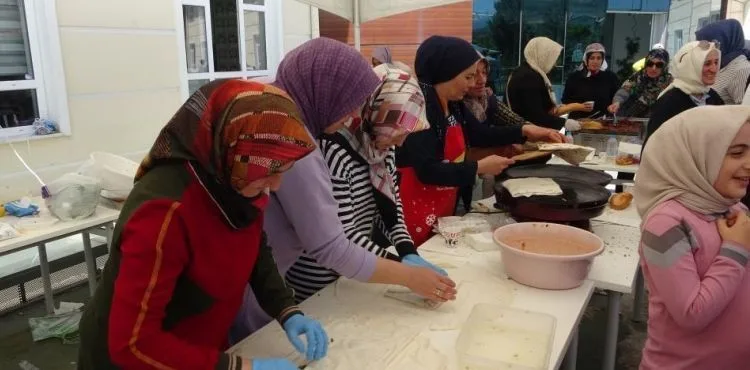 Ortaokul öğrencilerinden örnek davranış