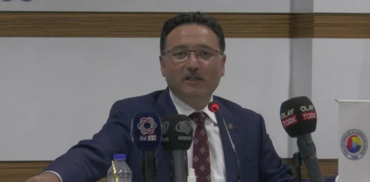Vali Çiçek: “İşsiz gençleri istihdam eden sanayiciler suçla mücadelede bize destek oluyor”