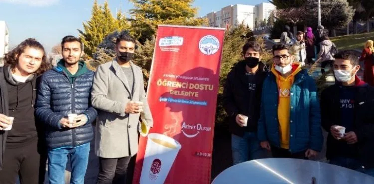 BÜYÜKKILIÇ’IN ÖĞRENCİ ÇORBASI, 150 BİN GENCE ULAŞTI