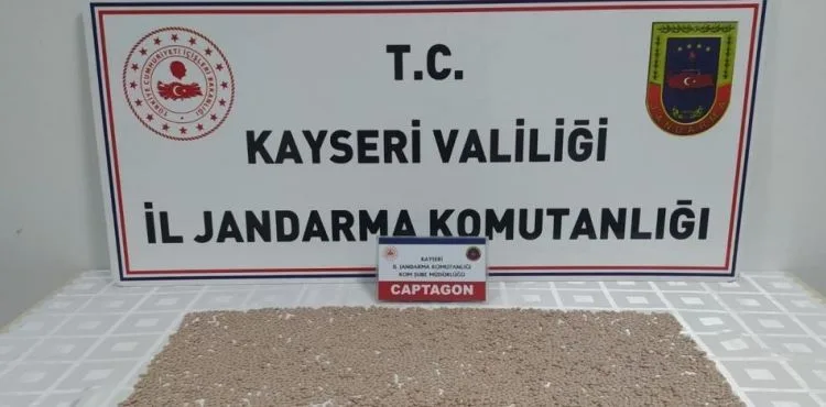 Jandarmadan uyuşturucu operasyonu: 4 gözaltı