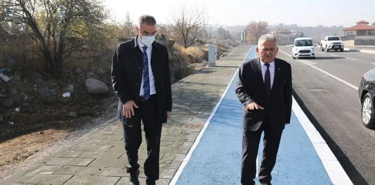 BÜYÜKKILIÇ'IN TALİMATLARIYLA BÜYÜKŞEHİR, BİSİKLET VE YAYA YOLU’NA ÖZEL ÖNEM VERİYOR