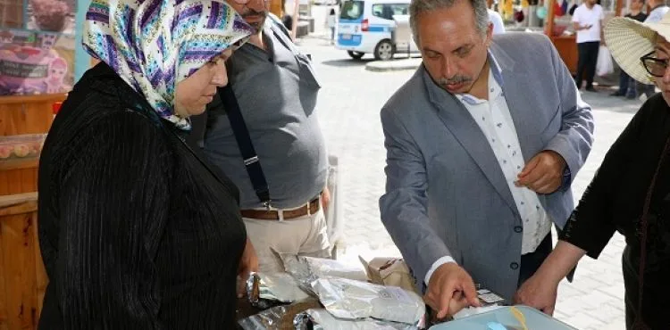 BAŞKAN YALÇIN 'MAHARETLİ ELLER'DE