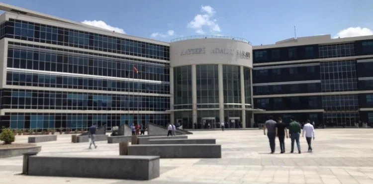 'Silah ticareti' suçlamasıyla yargılanan 4 sanık hakim karşısında