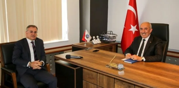 BAŞKAN ÖZDOĞAN’DAN ODAKIR’A ZİYARET ÖZDOĞAN: “HERZAMAN ESNAFLARIMIZIN YANINDAYIZ”