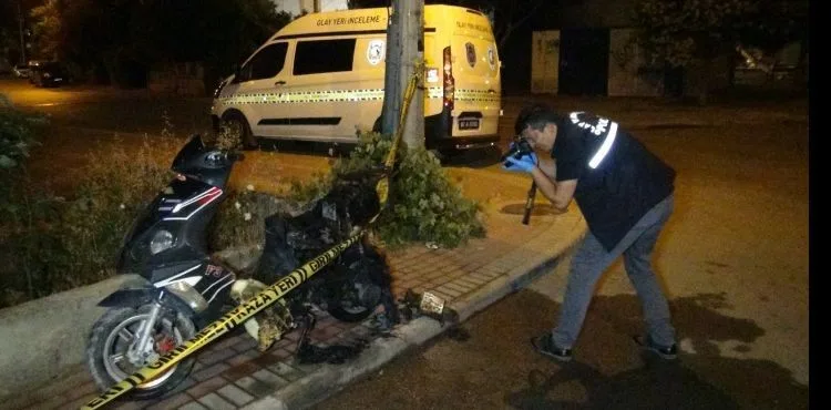 Tartıştığı babasının motosikletini yaktı