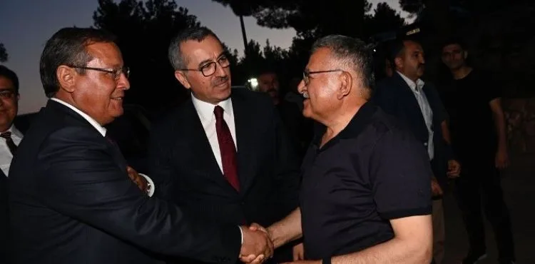 BAŞKAN BÜYÜKKILIÇ, KAHRAMANMARAŞ’TAN ÖDÜLLE DÖNDÜ