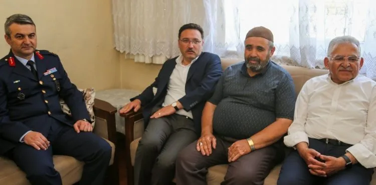 Vali Gökmen Çiçek’ten Babalar Günü’nde Anlamlı Ziyaret
