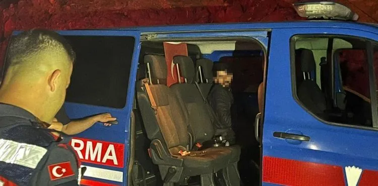 Alanya'da ormanı yakarken suçüstü yakalanan şahıs tutuklandı